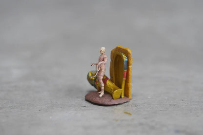 Egyptian mummy figure HO 1/64 1/43 1/24 1/18 Scale handpaint high detail O43