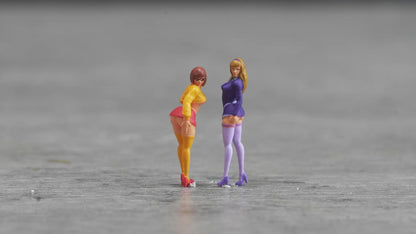 Girl figure HO 1/64 1/43 1/24 1/18 Scale handpaint high detail