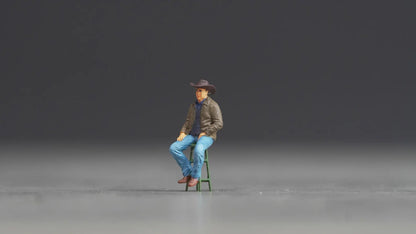 Man figurine handpaint high detail 1:18 to HO scale