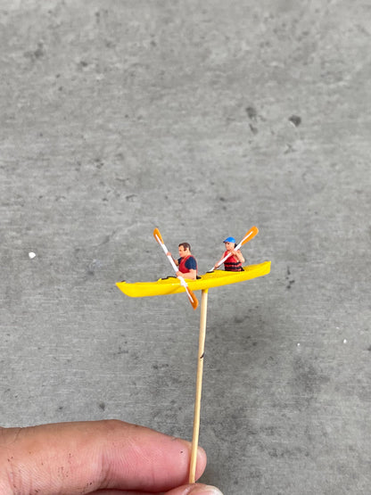 Double kayak figurine handpaint high detail 1:18 to HO scale