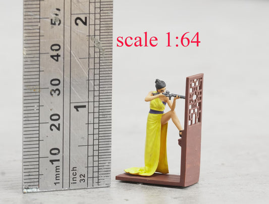 Girl holding gun figure HO 1/64 1/43 1/24 1/18 Scale handpaint high detail