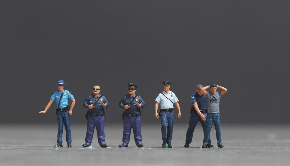 Police figure HO 1/64 1/18 1/24 1/35 1/43-48 1/72 N-scale B77-81