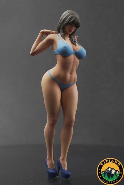 Sexy bikini girl figure handpaint high detail 1:18 to HO scale
