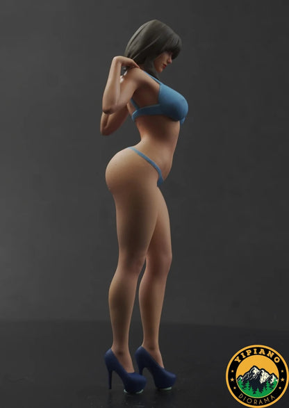 Sexy bikini girl figure handpaint high detail 1:18 to HO scale