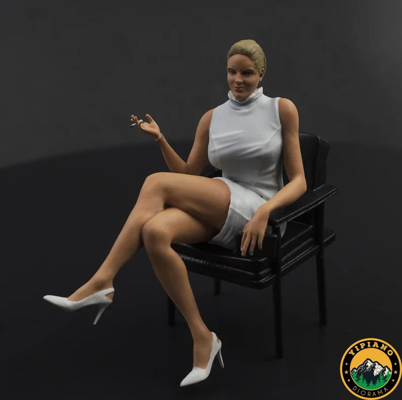 Sharon figure handpaint high detail 1/18 to 1/64 scale