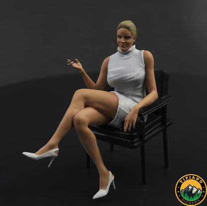 Sharon figure handpaint high detail 1/18 to 1/64 scale