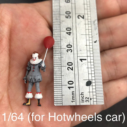 Sexy beach girl wear hat figure handpaint high detail 1:18 scale