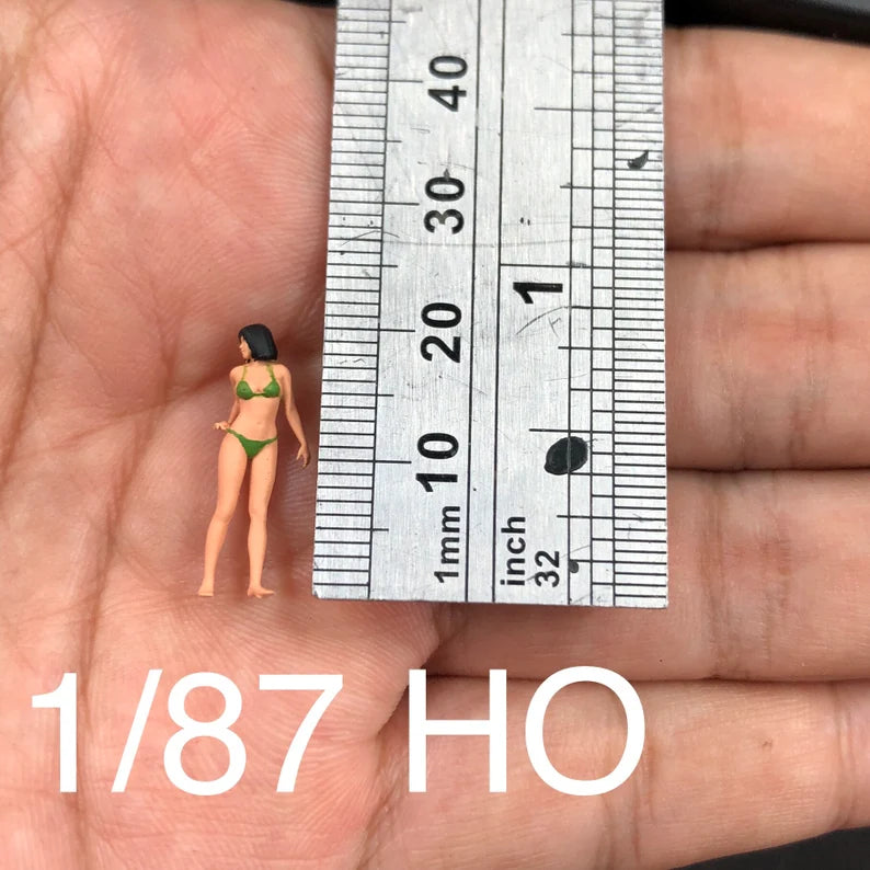 Lady cowboy figure handpaint high detail 1:18 to HO scale