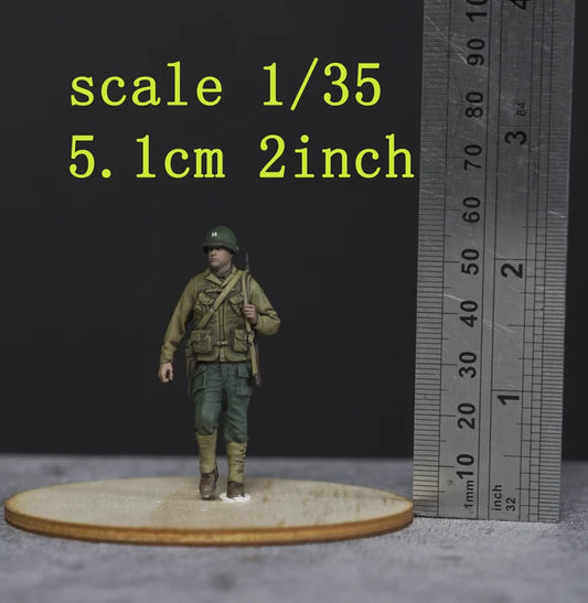 Captain figure 1/35 1/43 1/64 HO scale handpaint high detail