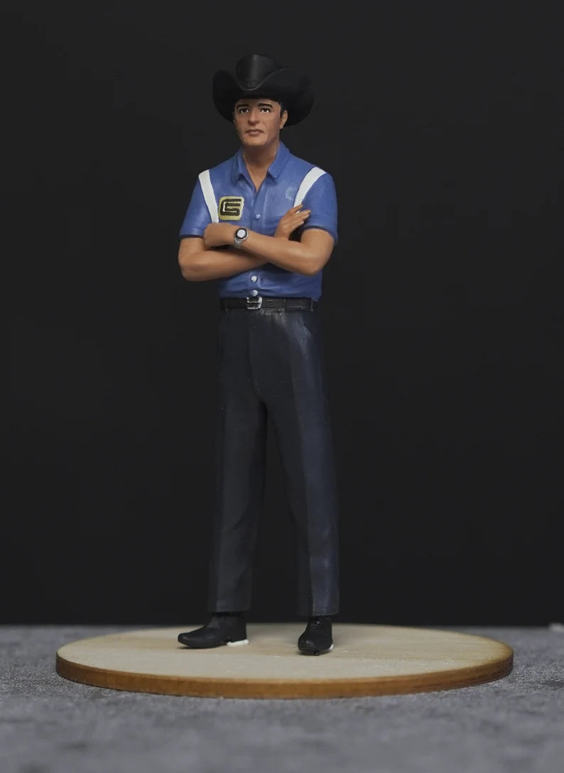 Shel figure handpaint high detail 1:18 to HO scale