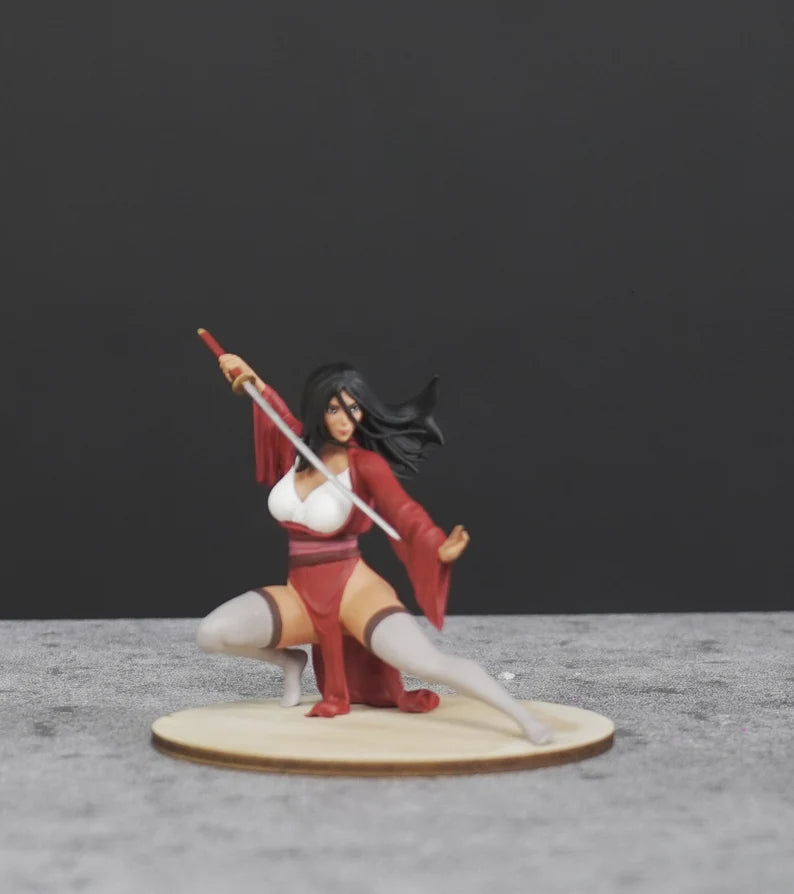Kungfu girl figure (For Custom) 1:18 to HO scale handpaint high detail