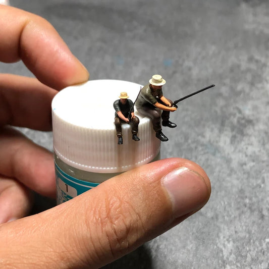 HO & 1:64 Man Fishing handpaint high detail