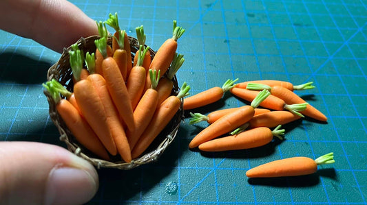 1/12 Carrot Miniature Vegetables ( 5pcs NO bamboo basket )