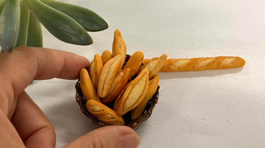 1/12 Vietnamese bread BanhMi Clay Miniature Food (3pcs)