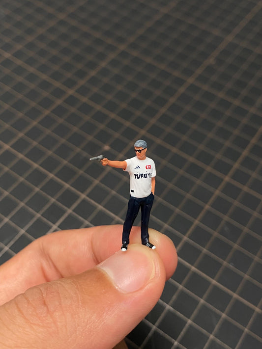 shooter athlete figure (FOR CUSTOM) handpaint high detail 1:18 to HO scale