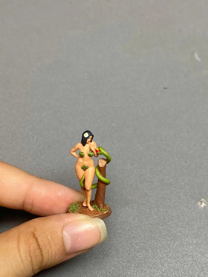 Girl and snake figurine handpaint high detail 1:18 to HO scale