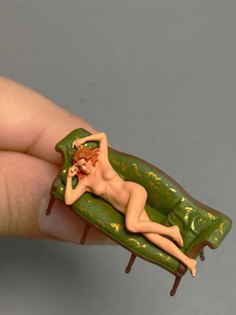 Rose figurine handpaint high detail 1:18 to HO scale