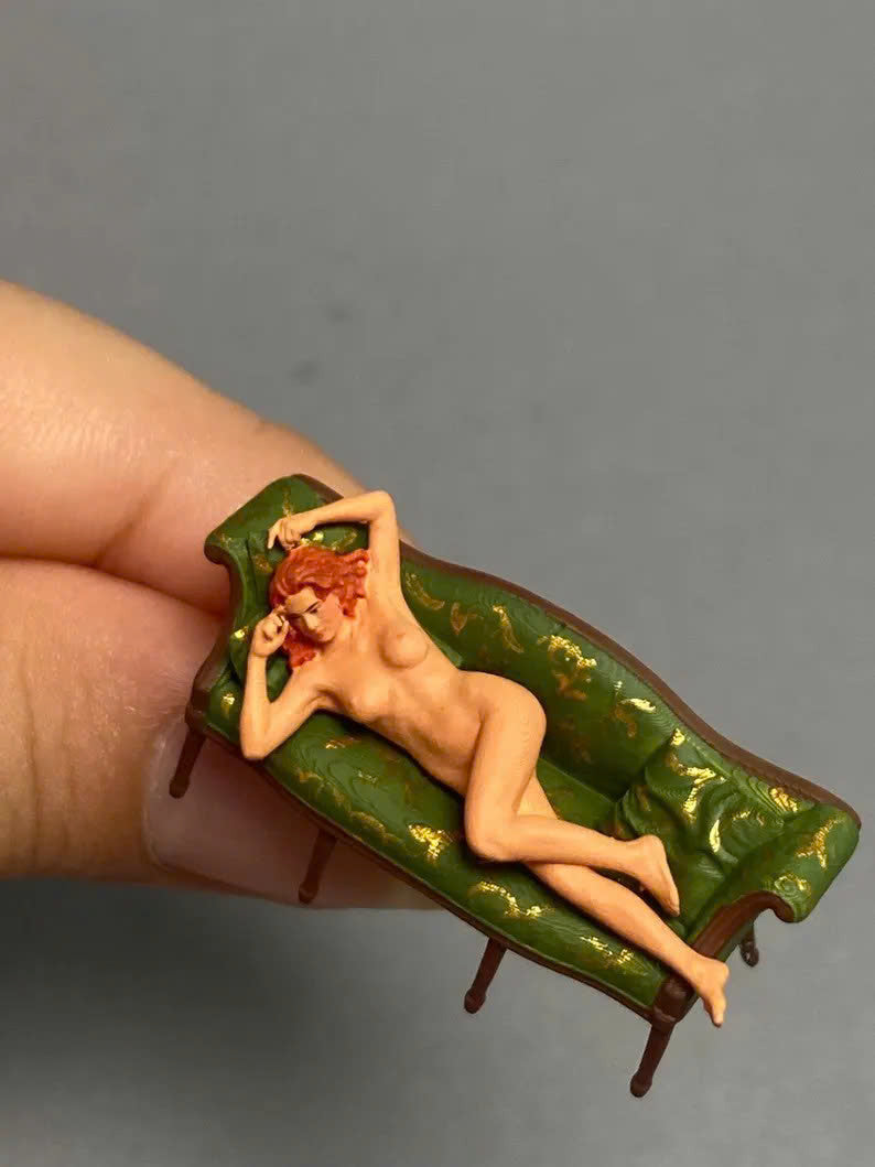Rose figurine handpaint high detail 1:18 to HO scale