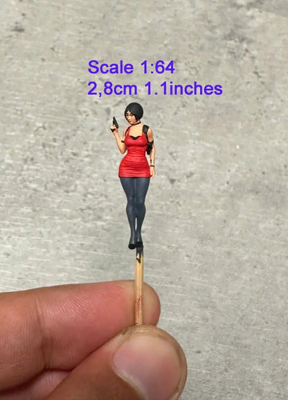 Red girl figurine handpaint high detail 1:18 to HO scale