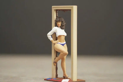 Girl leaning against the door figurine handpaint high detail 1:18 to HO scale