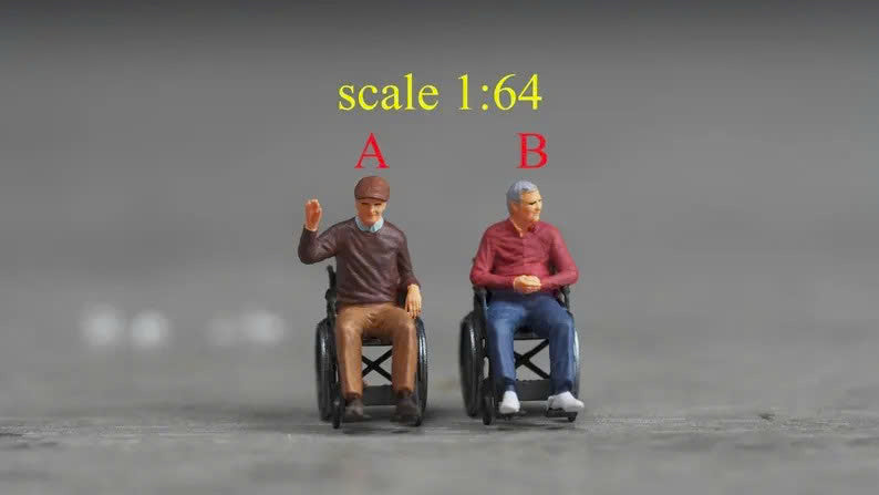 Old people sitting figure HO 1/64 1/43 1/24 1/18 Scale handpaint high detail