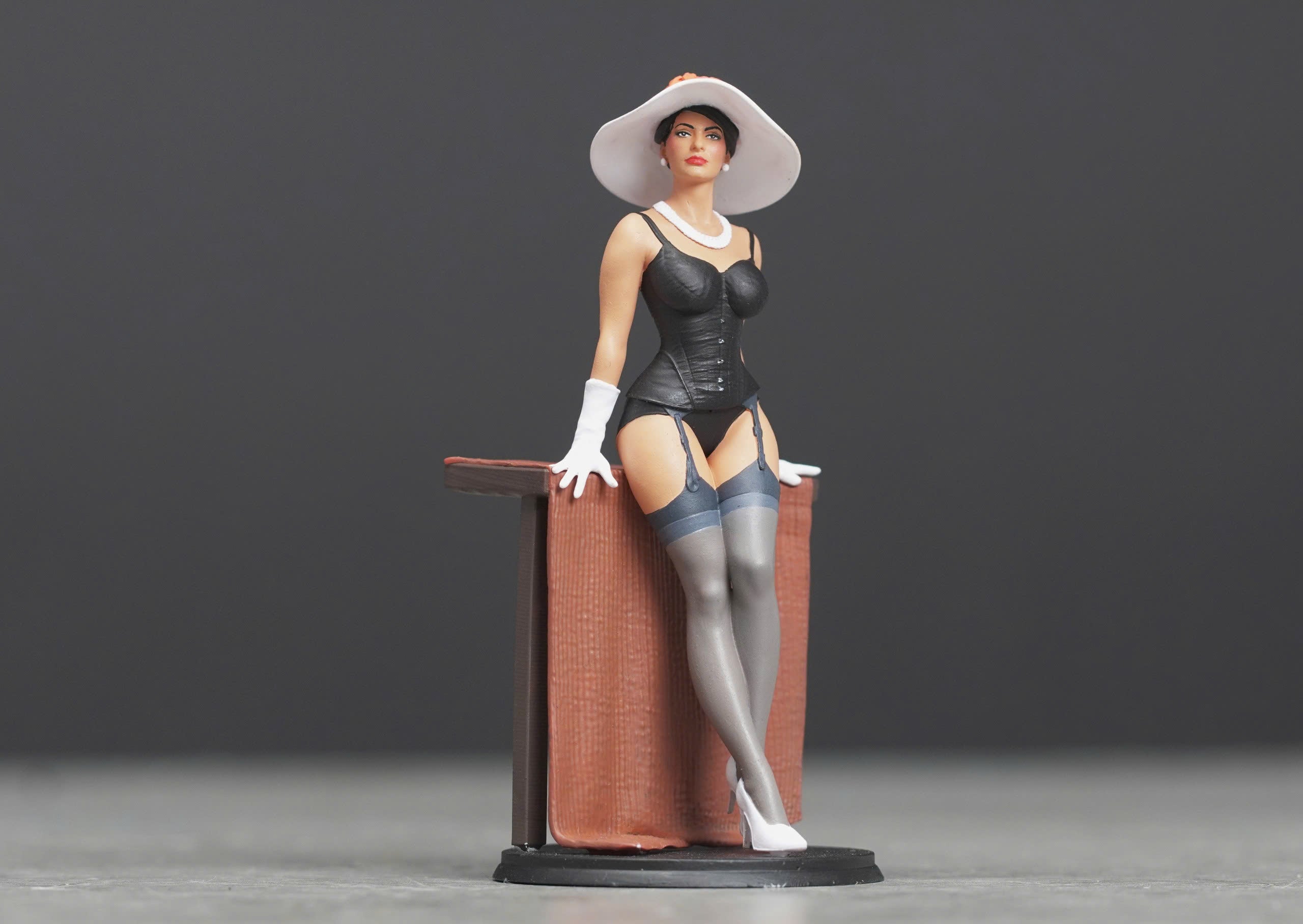 Girl  in black wearing figure HO 1/64 1/43 1/24 1/18 Scale handpaint high detail